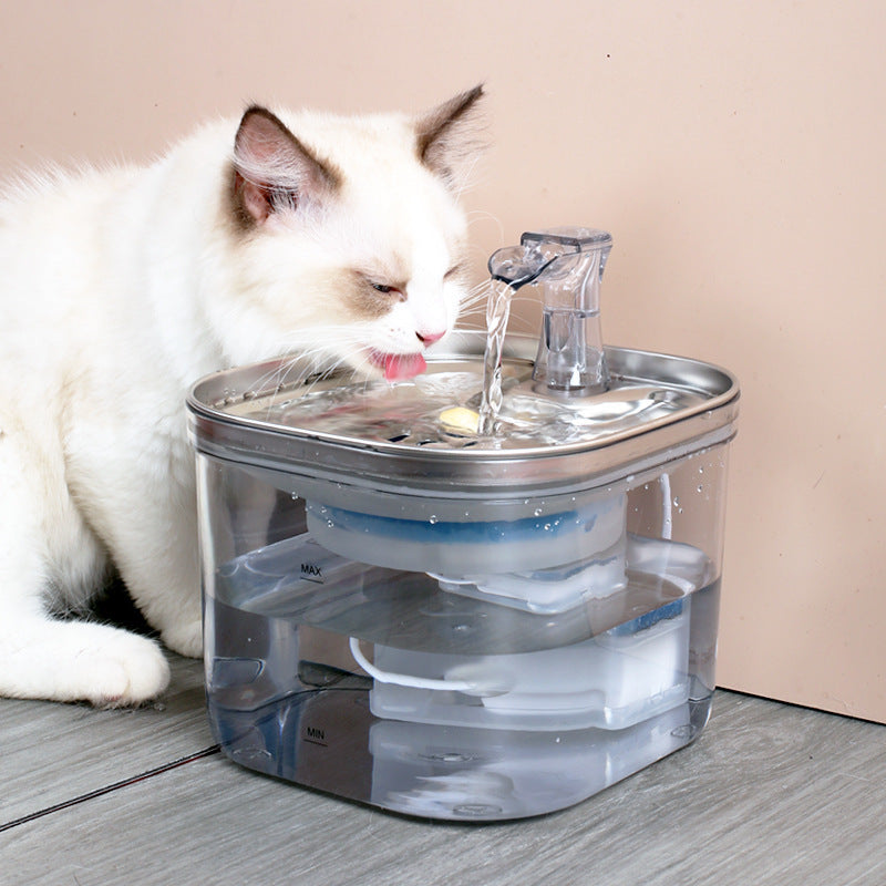 Gato bebiendo de fuente inteligente Animexus Flow