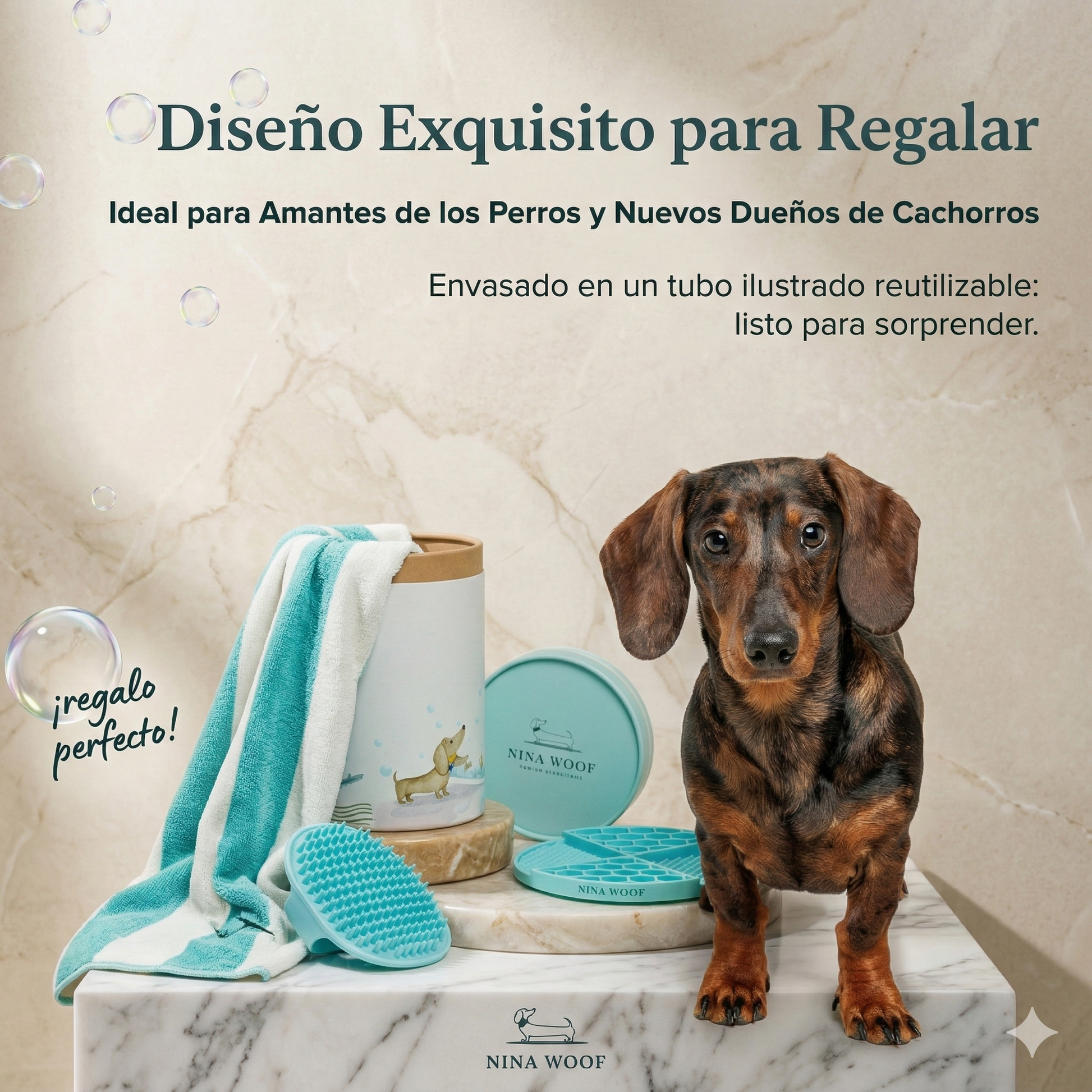 Perro salchicha posando junto al empaque del kit de baño. Muestra el tubo ilustrado reutilizable, ideal como regalo perfecto para amantes de los perros y dueños de cachorros.