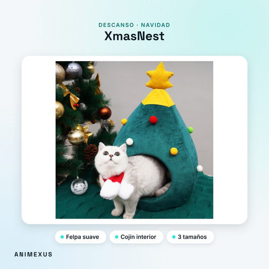 XmasNest, cueva con forma de árbol de Navidad con un gato blanco junto al árbol